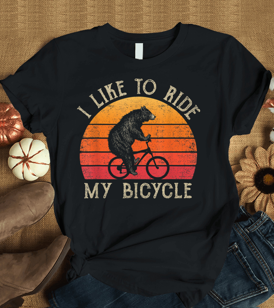 I Like to Ride My Bicycle Retro Biking for Cyclist Bears T-Shirt