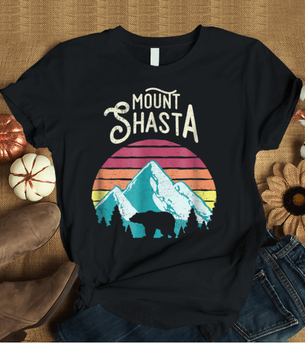 T-Shirt: Retro Vintage Mount Shasta California Mountains Bear Sunset T-Shirt Retro Vintage Mount Shasta California Mountains Bear Sunset T-Shirt