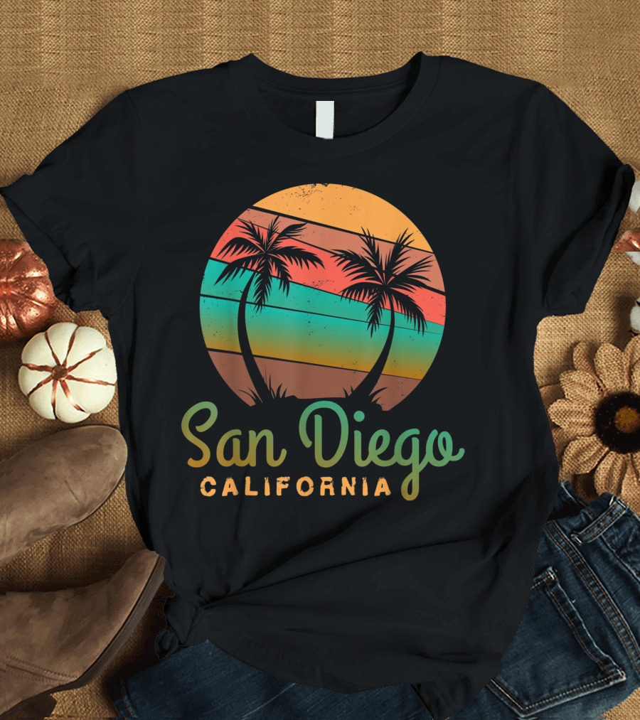 San Diego California Palm Trees Sunset Circle T-Shirt