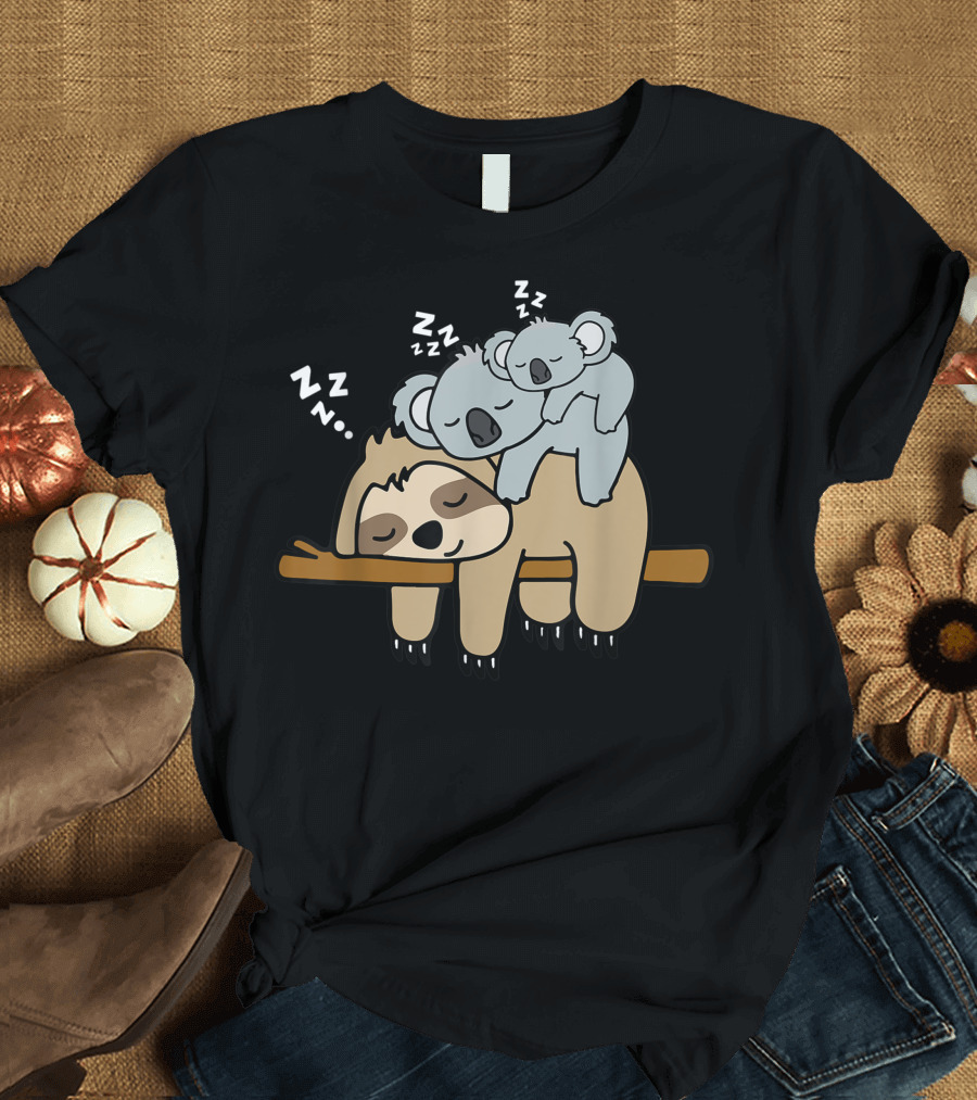 Sleeping Cute Lazy Sloth With Baby Koala Mama Bear Nap Zzz T-Shirt