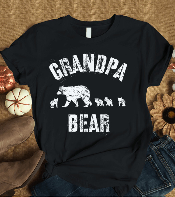 T-Shirt: GRANDPA BEAR WITH FOUR CUBS VINTAGE GRANDPARENT T-Shirt GRANDPA BEAR WITH FOUR CUBS VINTAGE GRANDPARENT T-Shirt