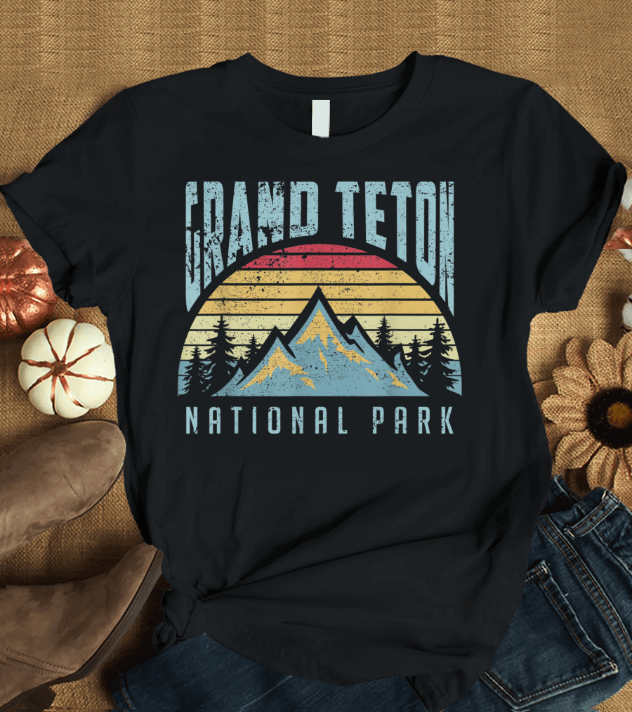 Grand Teton National Park Vintage Sunset Mountains Forest T-Shirt