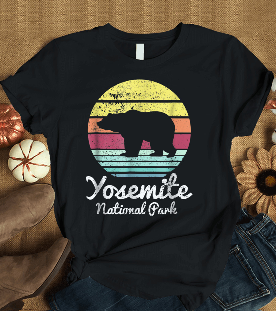 Yosemite National Park Vintage Bear Retro California T-Shirt