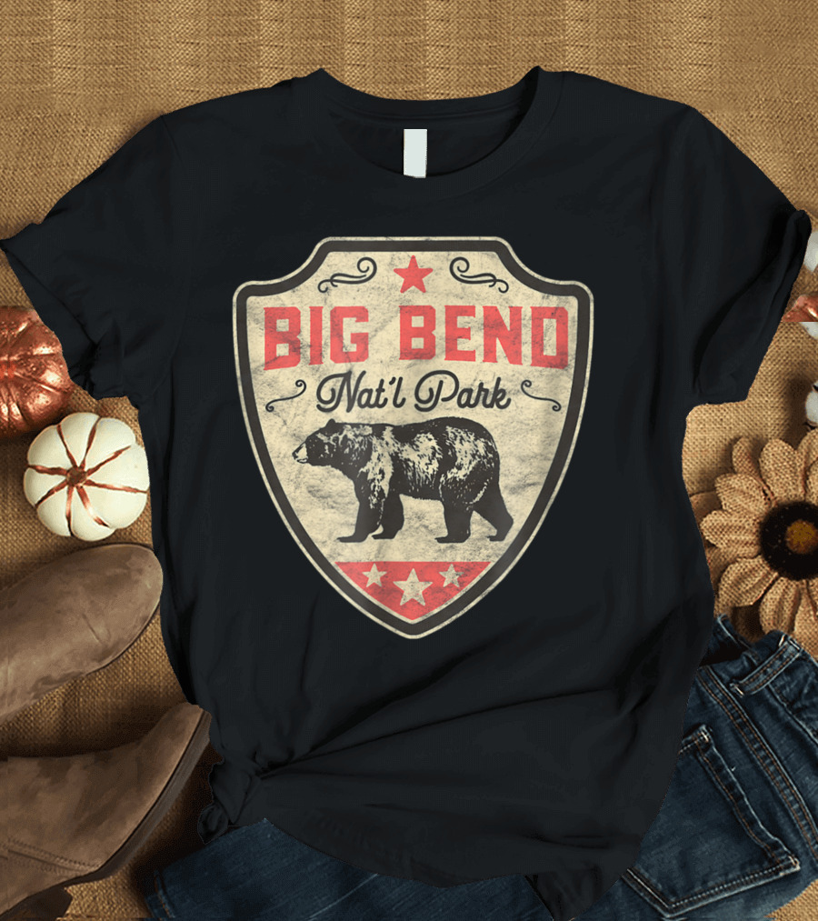 Big Bend Nat'l Park Vintage Texas Black Bear Shield Badge T-Shirt