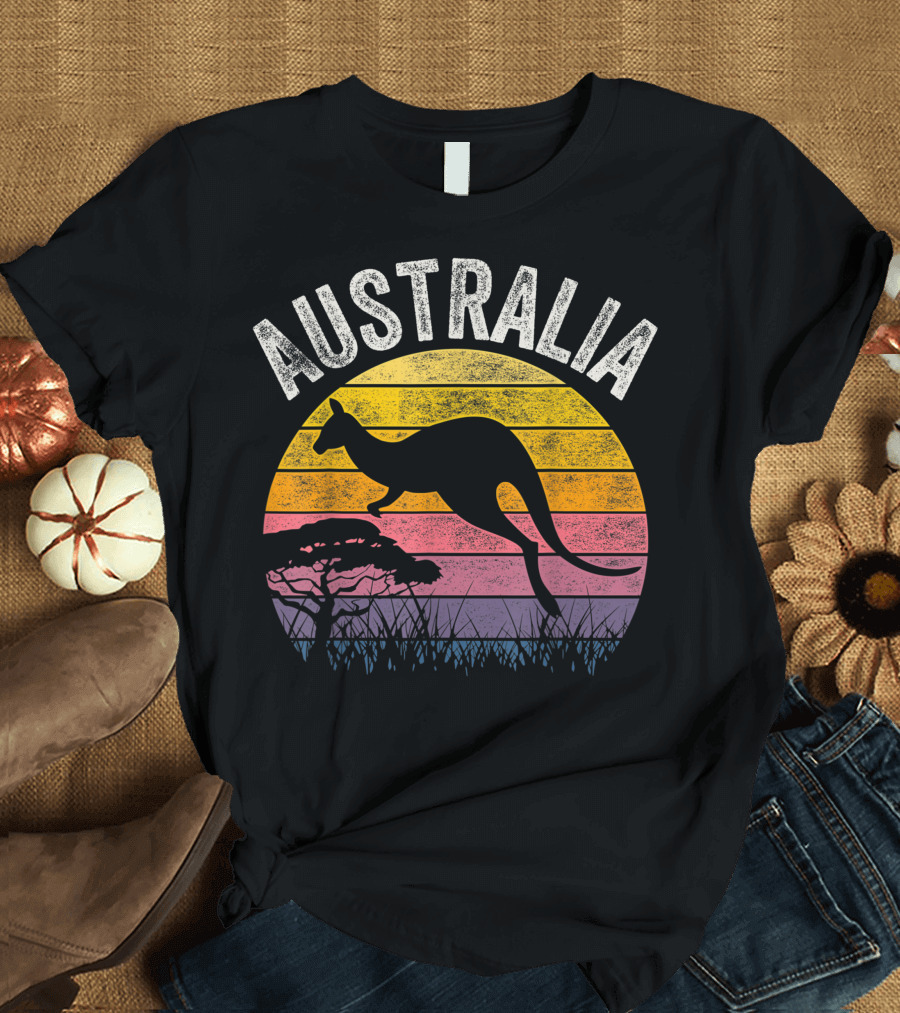 Australia Day Kangaroo Silhouette Vintage Sunset Scene T-Shirt