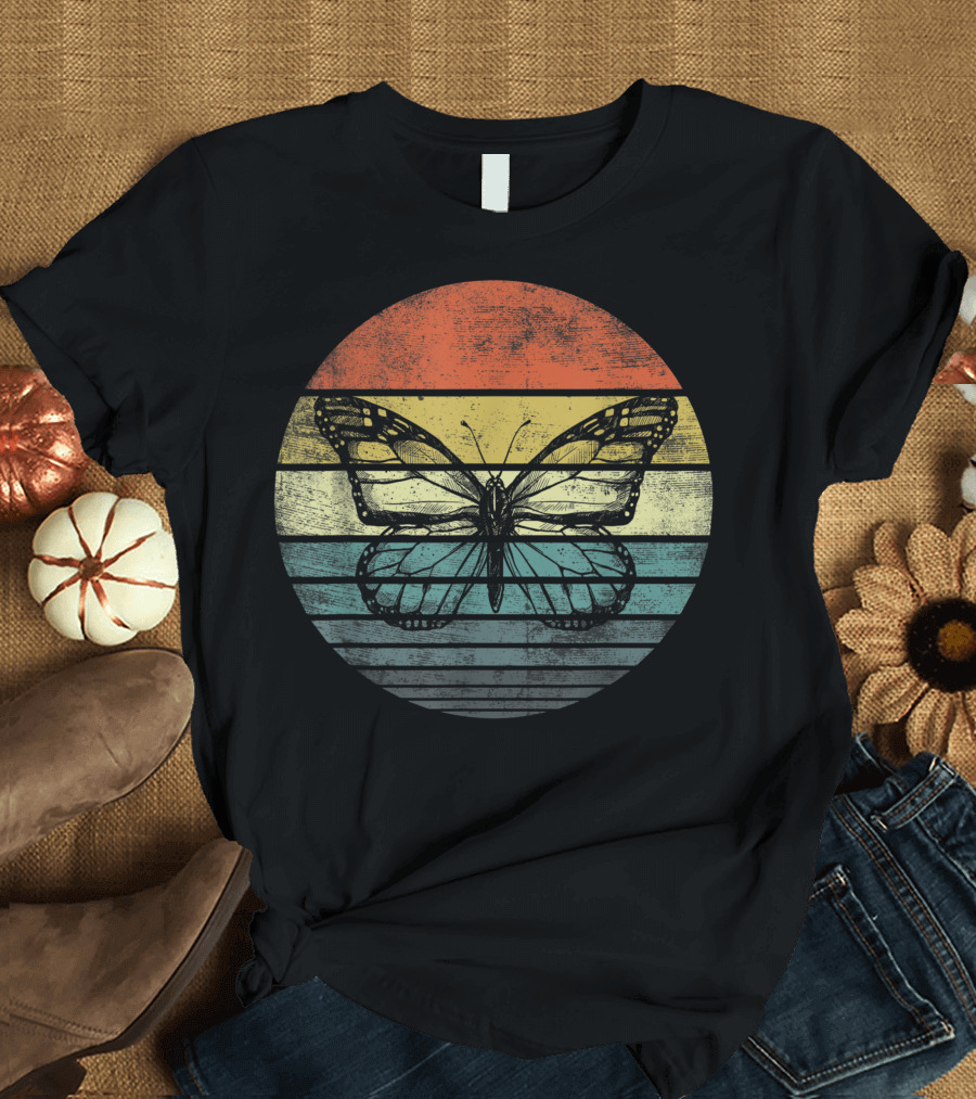 Butterfly Lover Monarch Sunset Entomology Vintage Aesthetic T-Shirt