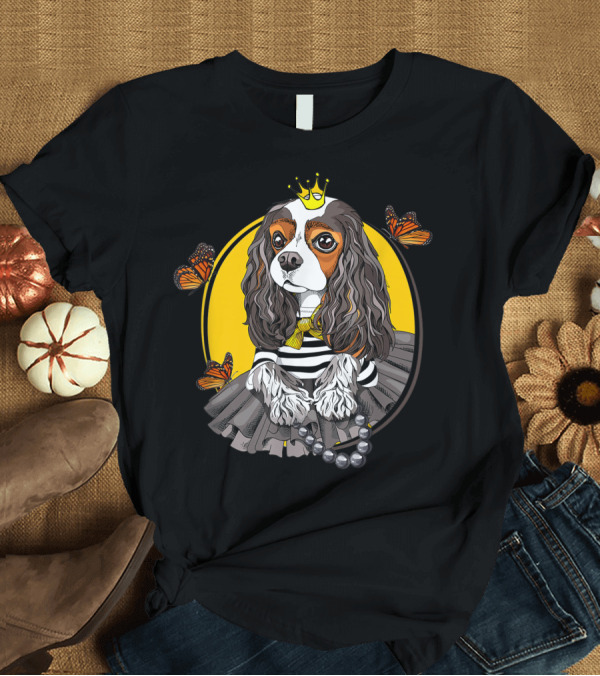 T-Shirt: Cavalier King Charles Spaniel with Butterflies and Crown T-Shirt Cavalier King Charles Spaniel with Butterflies and Crown T-Shirt