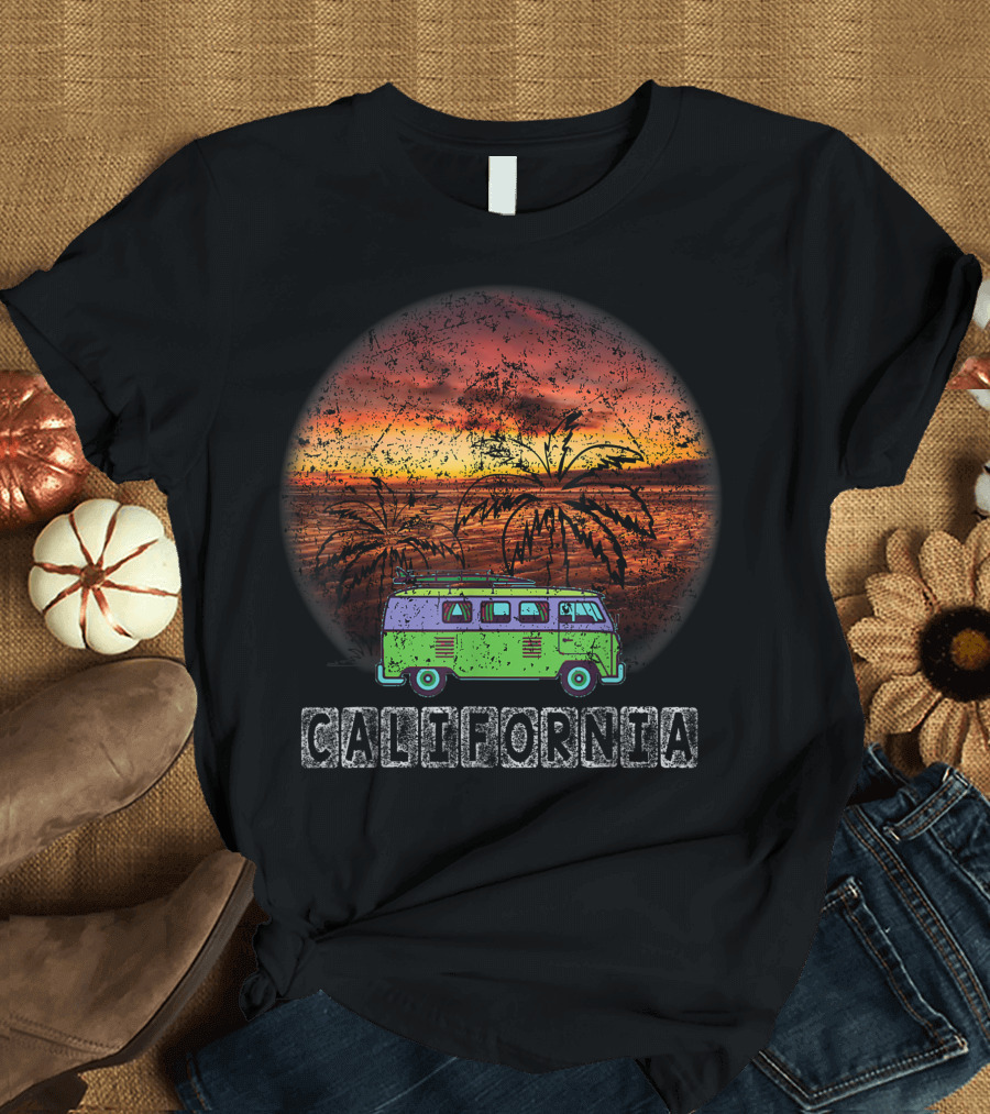 California Sunset Vintage Van Palm Beach Surf T-Shirt