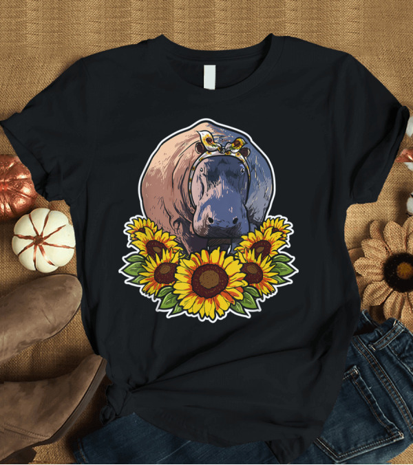 T-Shirt: Hippopotamus with Sunflower Garland Cute Decor Hippo T-Shirt Hippopotamus with Sunflower Garland Cute Decor Hippo T-Shirt