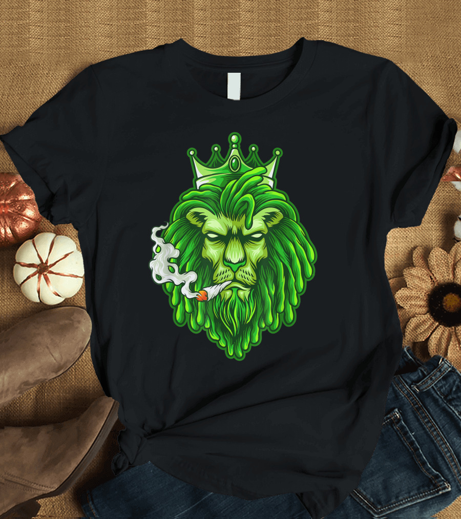 Fun Smoking Lion Marijuana Cannabis Weed Hippie Rasta Rock King T-Shirt