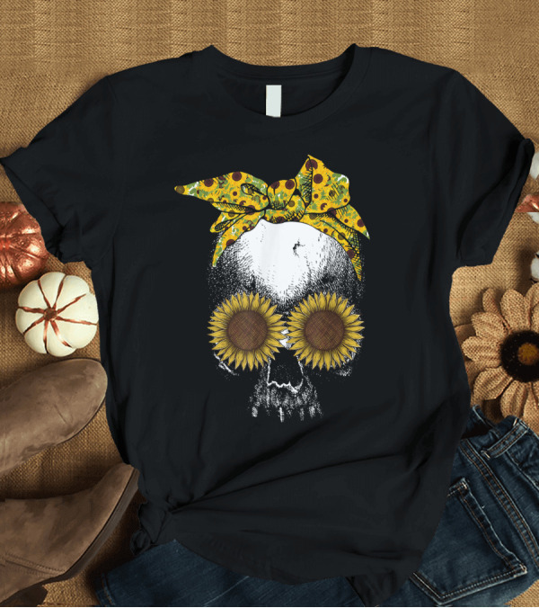 T-Shirt: Hippie Skull with Sunflower Eyes and Bandana T-Shirt Hippie Skull with Sunflower Eyes and Bandana T-Shirt