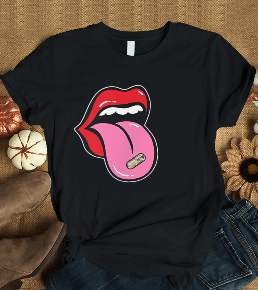 Mdma Ecstasy Pill Subtle Ecstasy Molly Ecstasy EDM Rave DJ Iconic Tongue Capsule T-Shirt