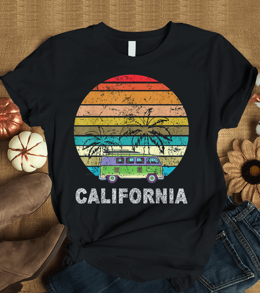 Vintage California Hippie Van Beach Surfer Palm Trees Sunset T-Shirt