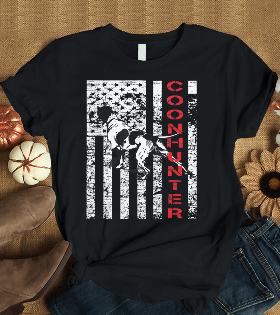 Distressed Coon Hunter Hound Dog with USA Flag T-Shirt
