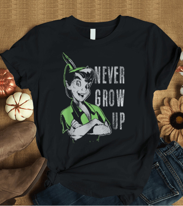 T-Shirt: Disney Peter Pan Never Grow Up Vintage Neverland 8Y T-Shirt Disney Peter Pan Never Grow Up Vintage Neverland 8Y T-Shirt