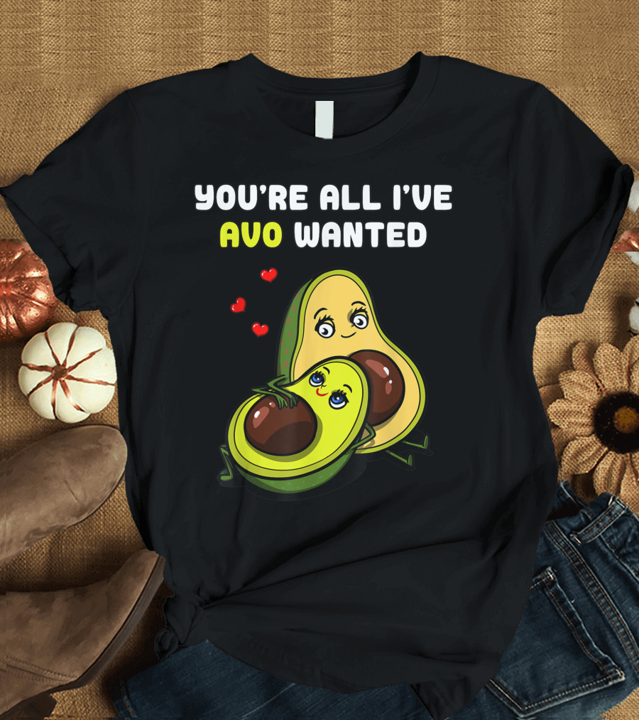 You're All I've Avo Wanted Cute Vegan Couple Avocado Hug with Hearts T-Shirt