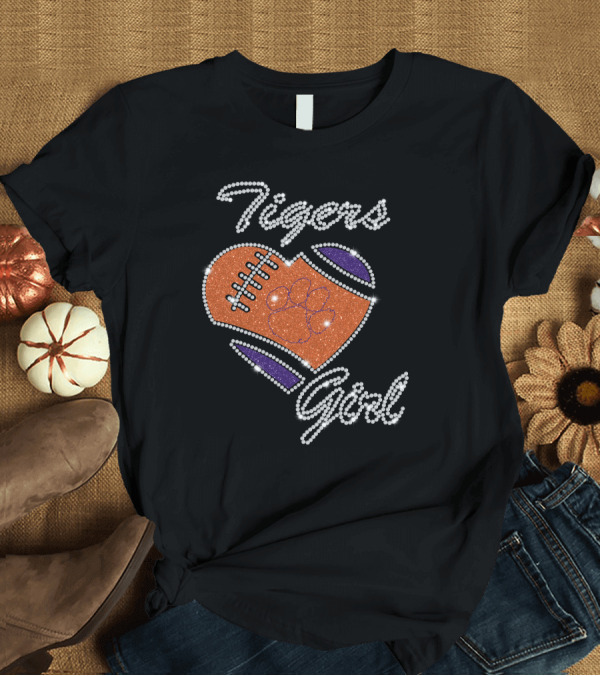T-Shirt: Clemson Tigers Girl Football Heart Sparkle dntee25 T-Shirt Clemson Tigers Girl Football Heart Sparkle dntee25 T-Shirt