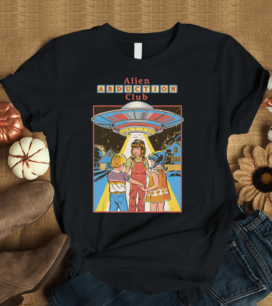 Alien Abduction Club Retro UFO Beam with Kids Under Saucer at Night T-Shirt