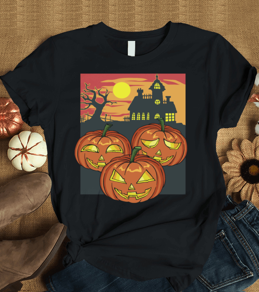Halloween Pumpkin Faces Spooky Haunted House Night Scene T-Shirt