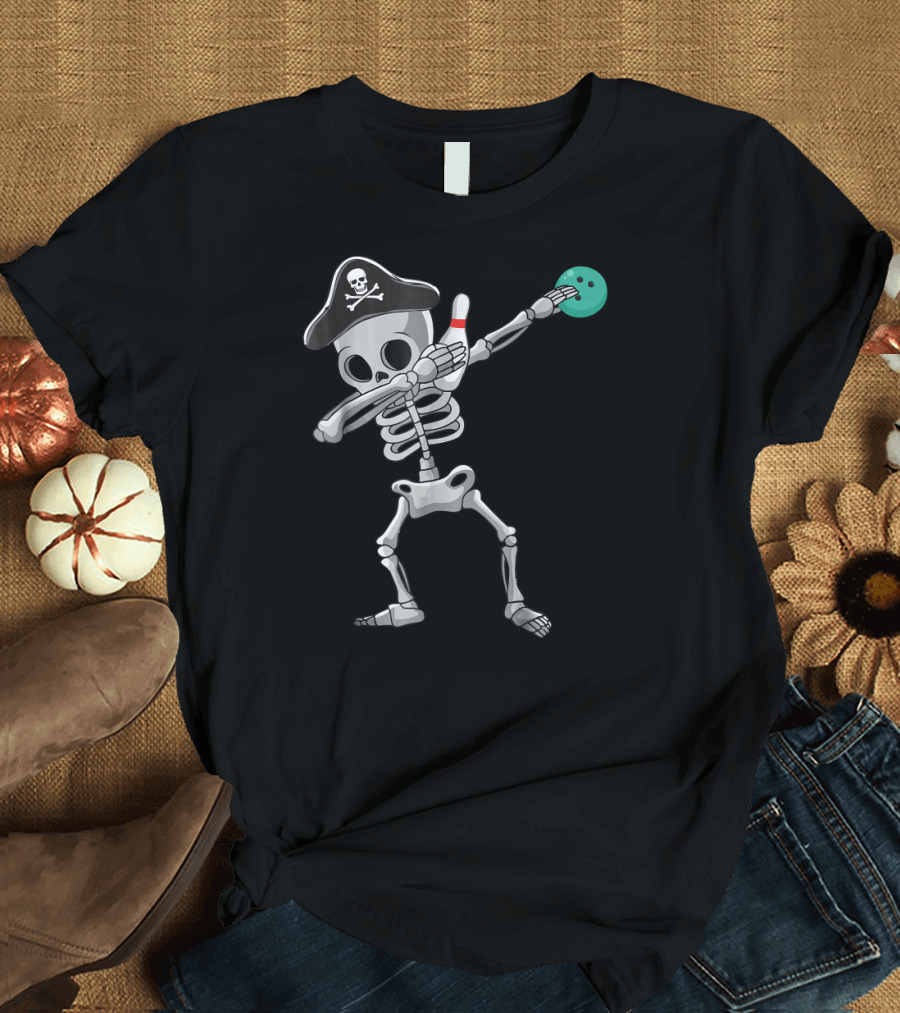 Bowling Dabbing Skeleton Pirate Skull Hat T-Shirt