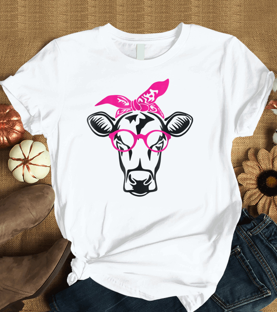 Cute Heifer Cattle Bandana Cow Head Pink Glasses T-Shirt