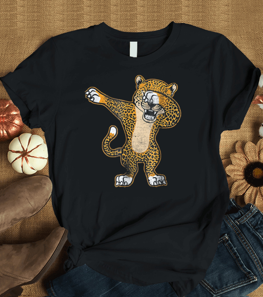 Dabbing Cheetah Big Cat Feline Dance Pose T-Shirt