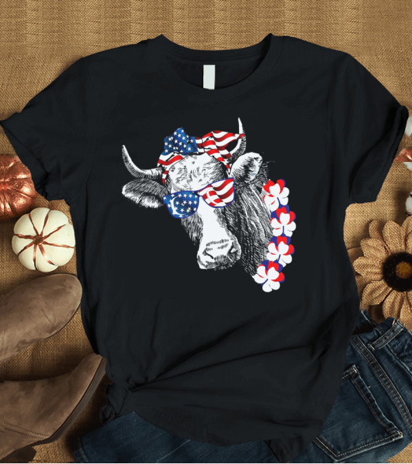 T-Shirt: Patriotic Cow 4th of July American Flag Glasses and Bow with Floral Lei T-Shirt Patriotic Cow 4th of July American Flag Glasses and Bow with Floral Lei T-Shirt