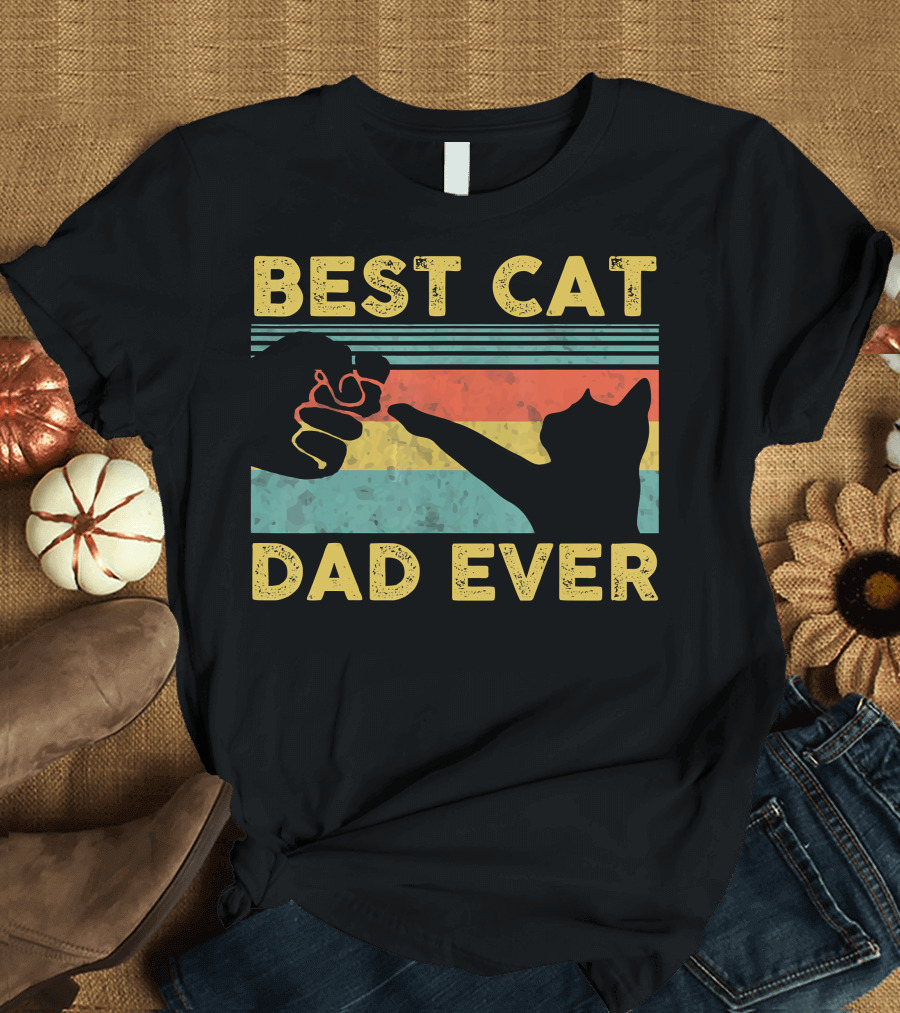 Best Cat Dad Ever Fist Bump Vintage Style Cat Daddy T-Shirt