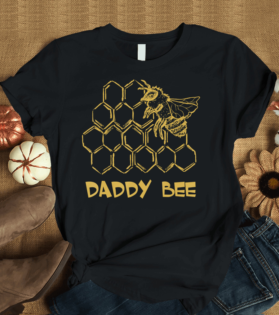 Daddy Bee Distressed Honeycomb Beekeeper T-Shirt