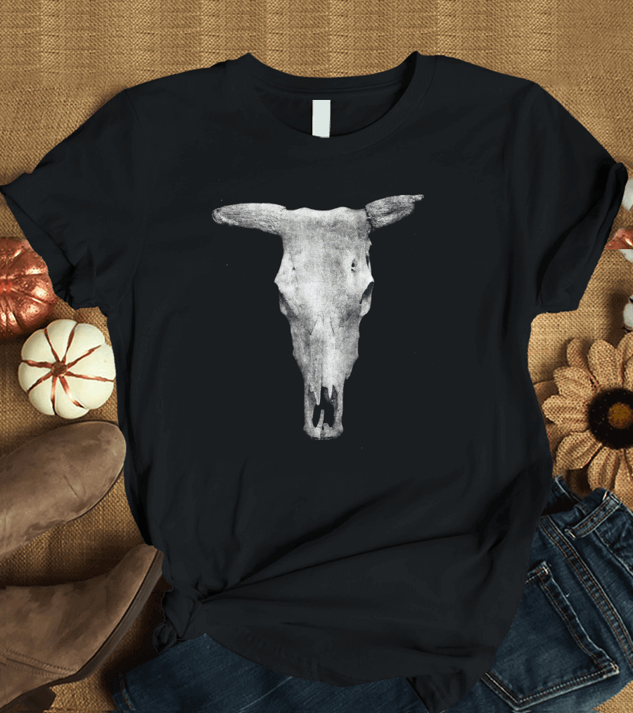Cow Skull Western Style Cowboy Cowgirl Rustic Southwestern T-Shirt