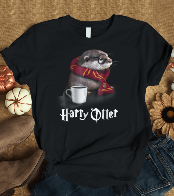 T-Shirt: Harry Otter Funny Otter with Glasses and Red Scarf T-Shirt Harry Otter Funny Otter with Glasses and Red Scarf T-Shirt