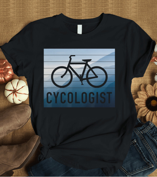 T-Shirt: Cycologist Cycling Bike Enthusiast in Nature Scenery T-Shirt Cycologist Cycling Bike Enthusiast in Nature Scenery T-Shirt