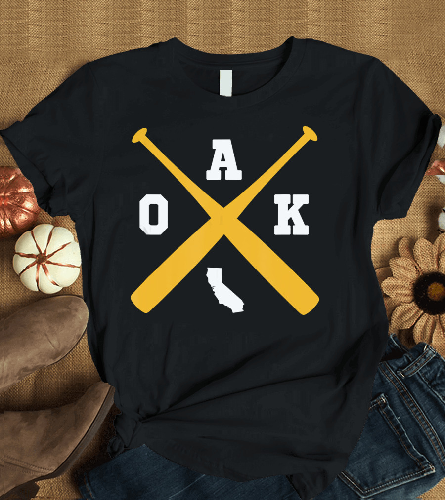 Vintage Oakland OAK State Baseball Bats California T-Shirt