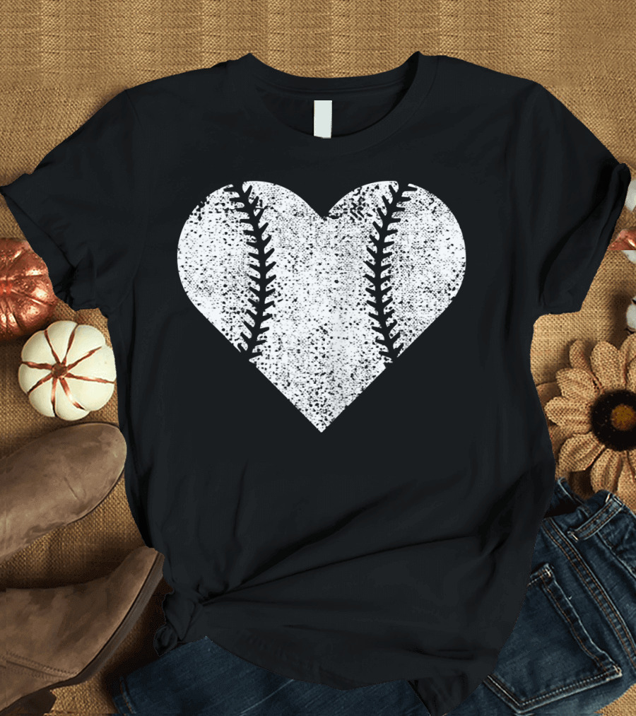 Baseball Heart Love Mom Funny Cute Comfy T-Shirt