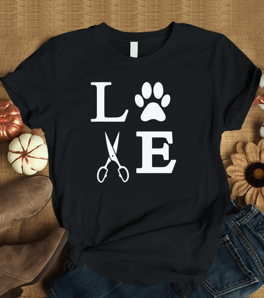 Love Dogs Grooming Paw Groomer Scissors T-Shirt