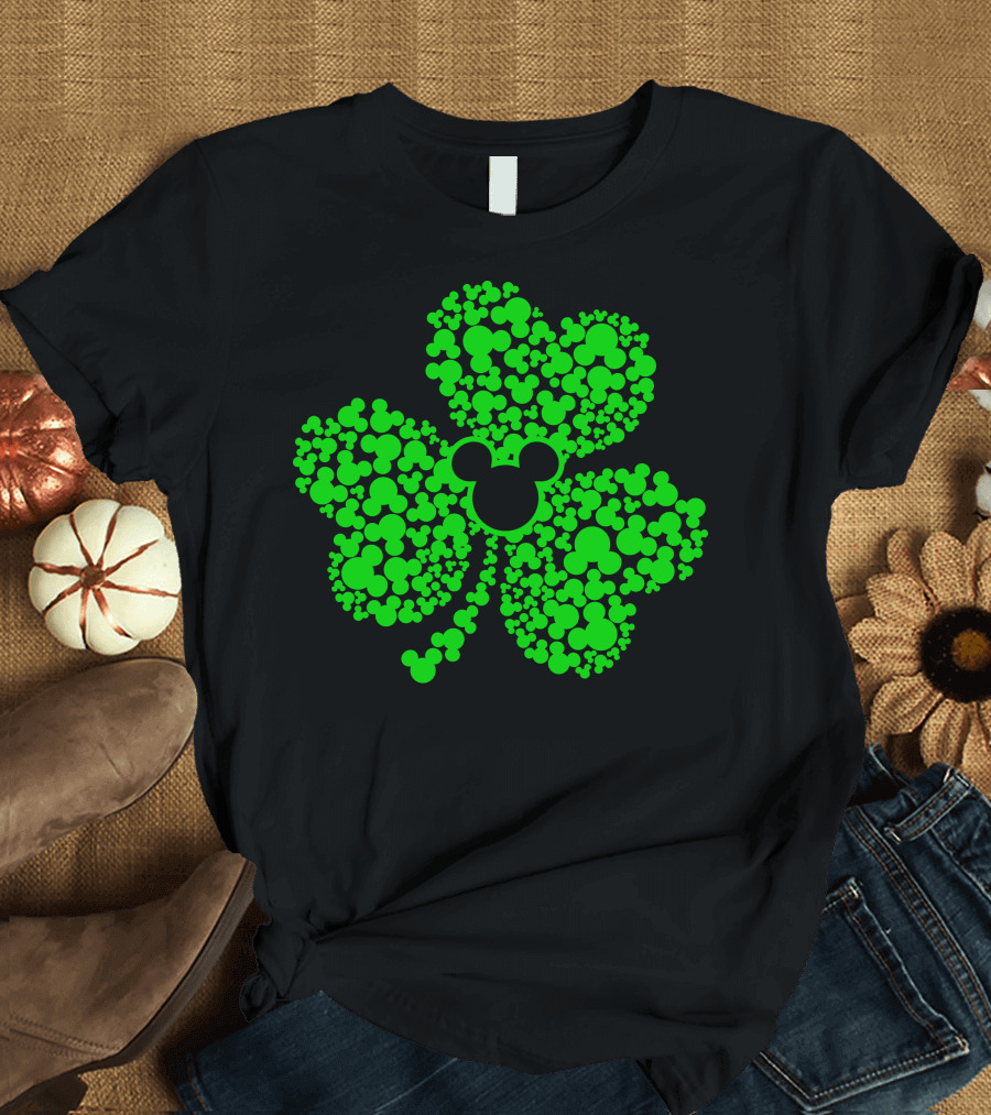 SHAMROCK Mouse Icon Themed St. Patrick's Day Green Flowers T-Shirt