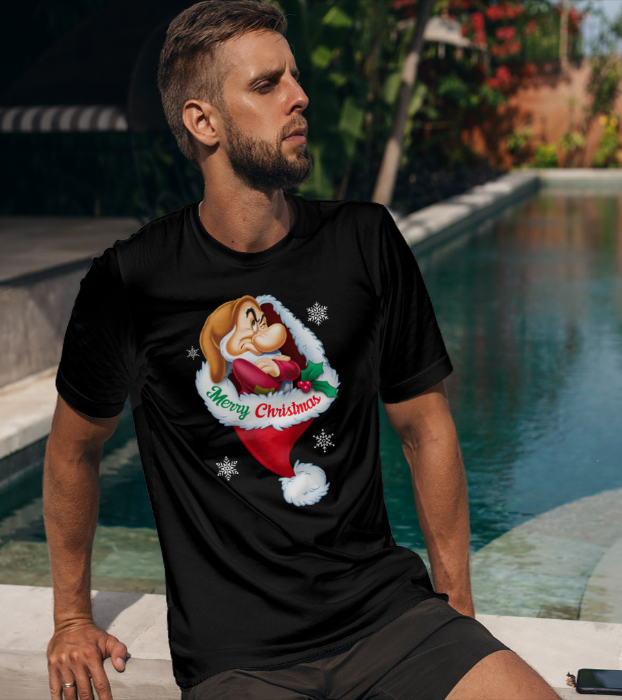 Grumpy Merry Christmas Santa Hat And Snowflakes T-Shirt
