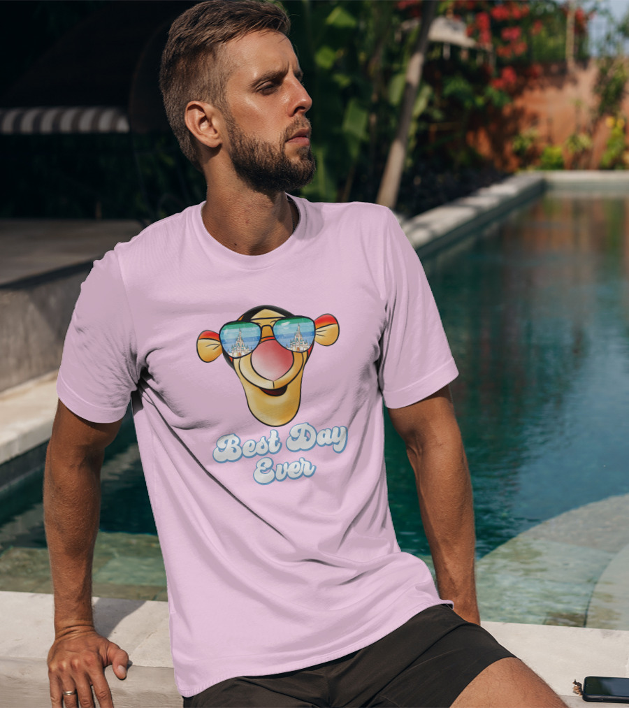 Tigger Best Day Ever Disney Castle Sunglasses T-Shirt