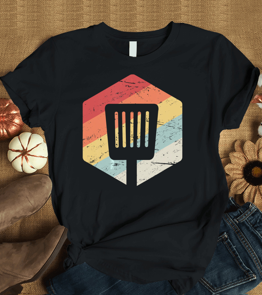 Retro Vintage Grilling Cooking Barbeque Spatula 70s Style Striped Hexagon T-Shirt