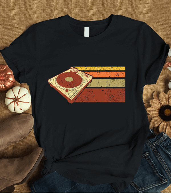 T-Shirt: Vintage DJ Turntable Retro Stripes Warm Colors T-Shirt Vintage DJ Turntable Retro Stripes Warm Colors T-Shirt