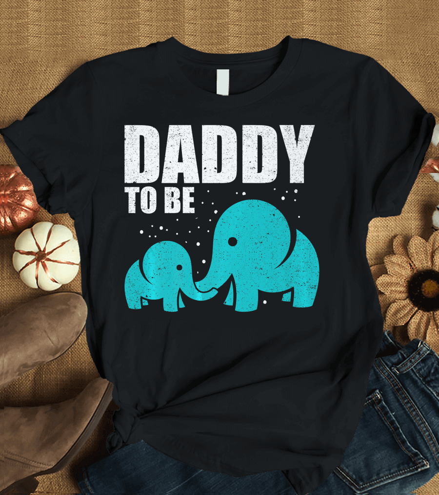 Daddy To Be Elephant Dad Father Pregnancy T-Shirt