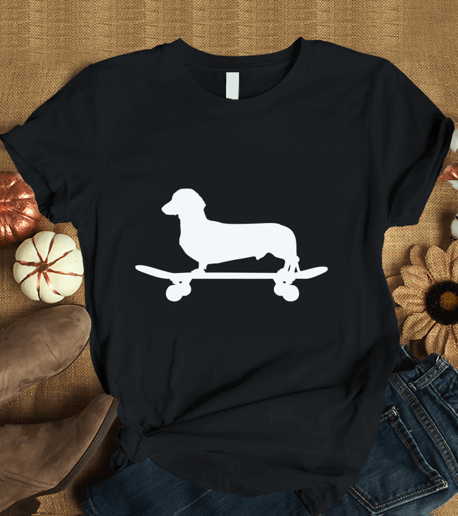 Dog Kute Skateboard T-Shirt