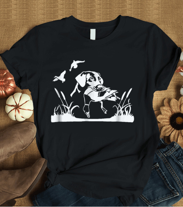 T-Shirt: Bird Dog with Duck in the Marsh with Willow Grass and Flying Birds T-Shirt Bird Dog with Duck in the Marsh with Willow Grass and Flying Birds T-Shirt