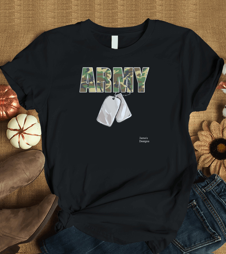 Army Camouflage Army with Dog Tags Jame's T-Shirt