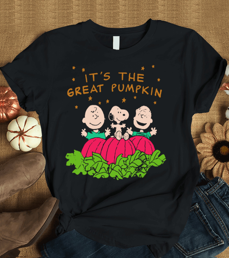 It's the Great Pumpkin with Snoopy and Friends T-Shirt