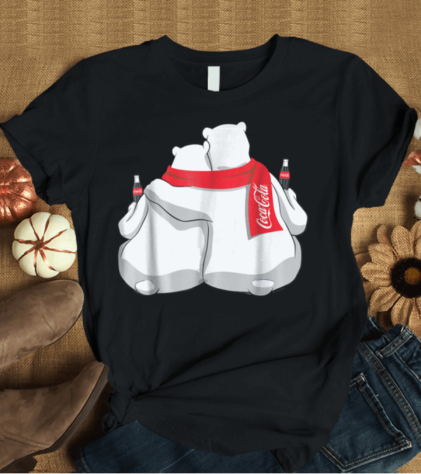 T-Shirt: Coca Cola Polar Bears with Scarves and Bottles T-Shirt Coca Cola Polar Bears with Scarves and Bottles T-Shirt