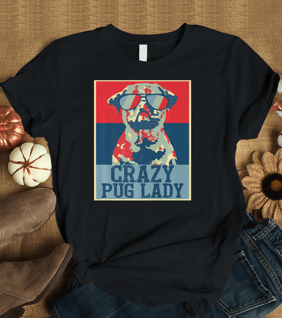 CRAZY PUG LADY Pug Owners Vintage Style Retro Pug T-Shirt