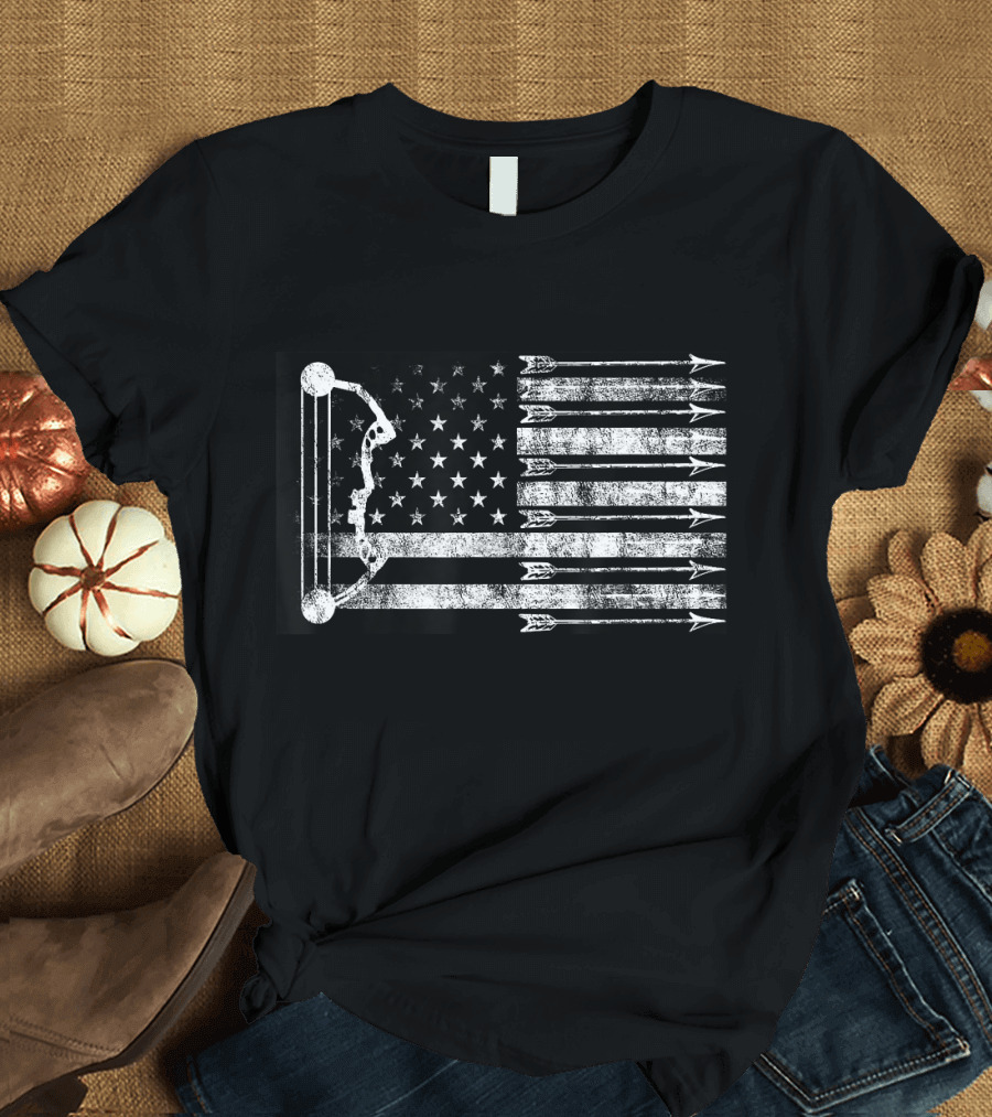 Bow Arrow American Flag Deer Hunting T-Shirt