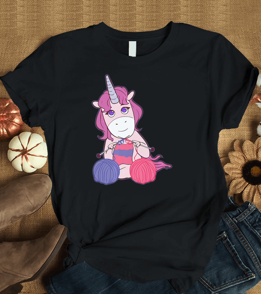 Knitting Unicorn Yarn Crochet Knitter Cute Fantasy Creature with Colorful Yarn Balls T-Shirt