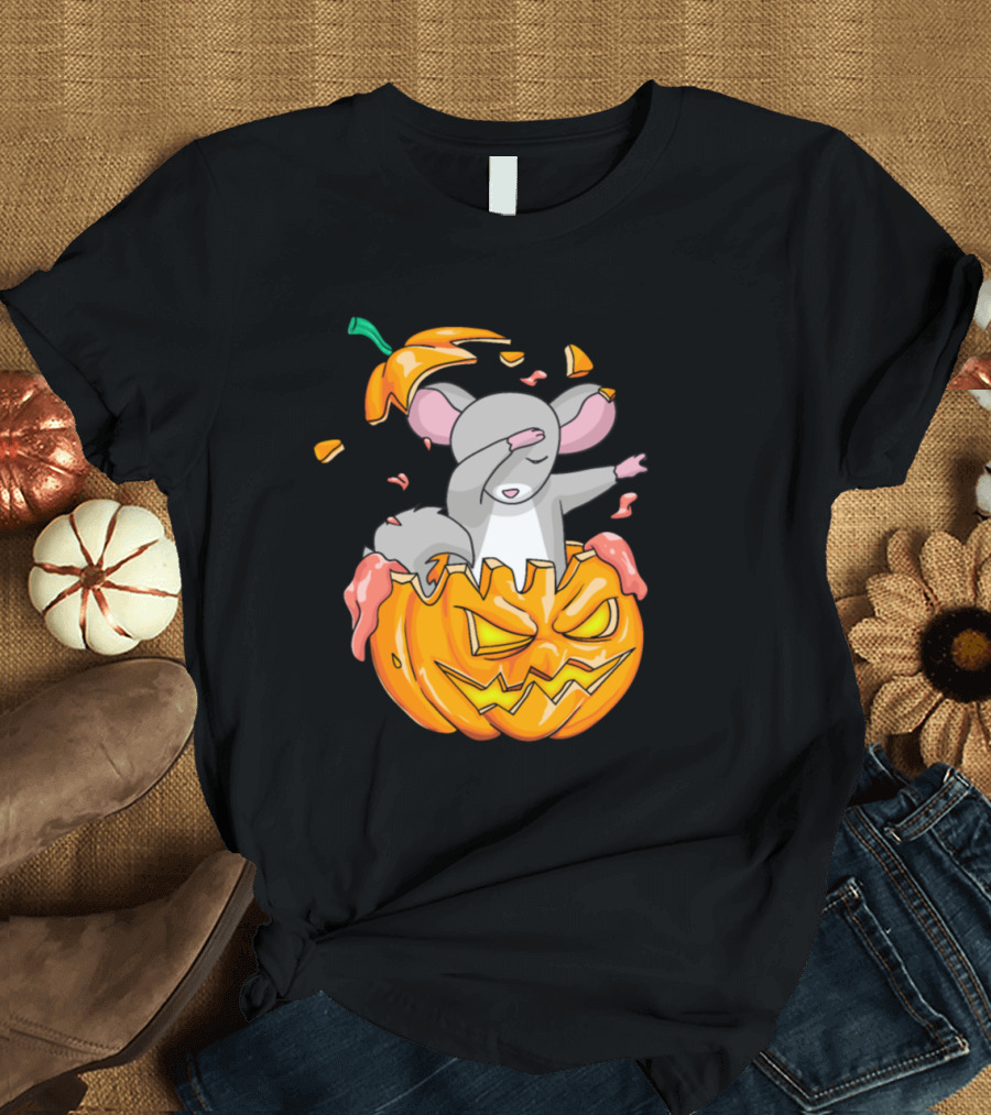 Halloween Chinchilla Dabbing on Pumpkin Jack-o'-Lantern T-Shirt